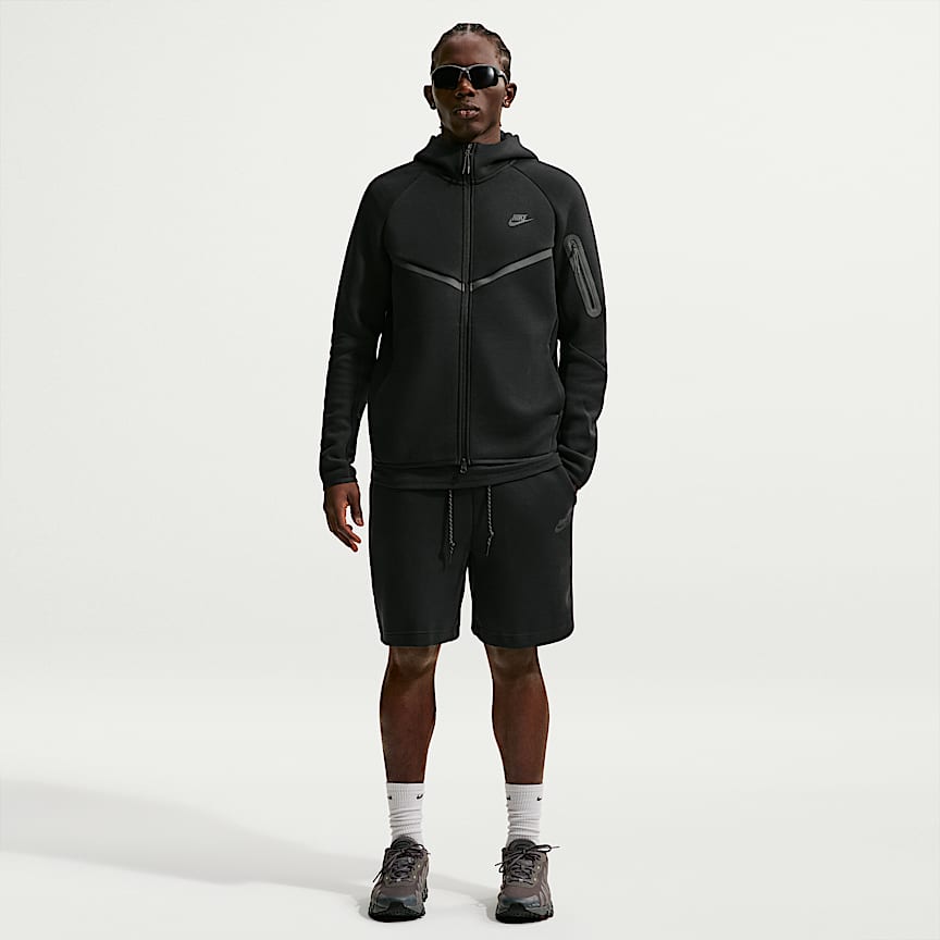 Nike Sportswear Club Men's Oversized French-Terry Trousers. Nike LU